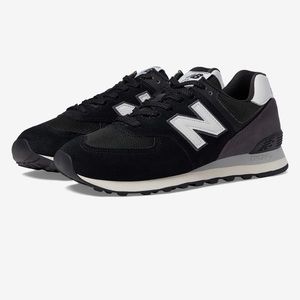 NEW BALANCE CLASSICS 574 SIZE 9